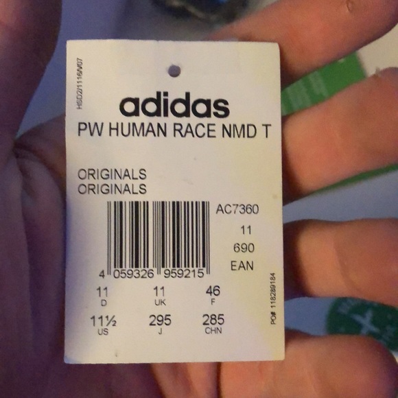 Pharrell Williams - Picture 7 of 8